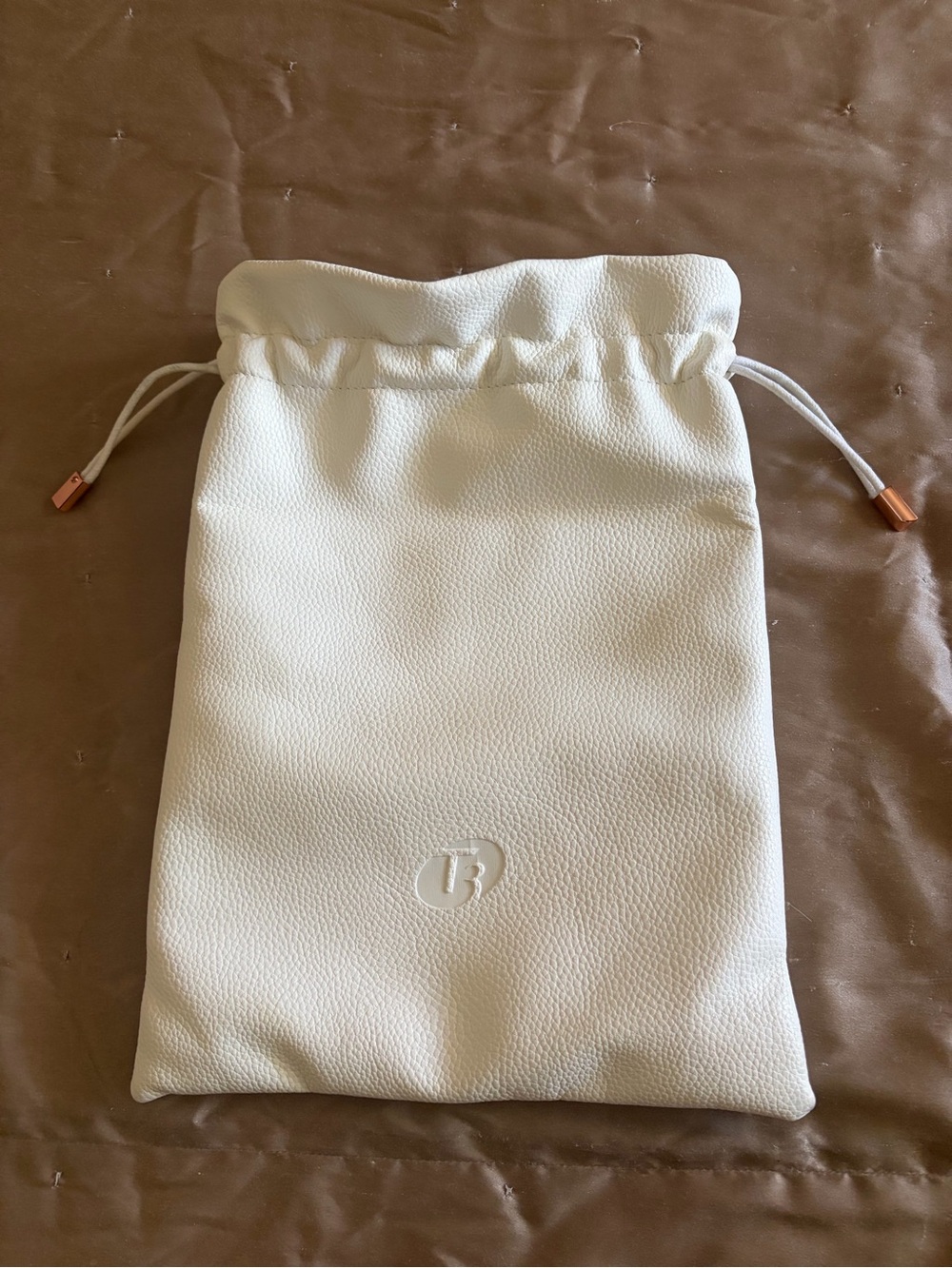 T3 White Drawstring Travel Pouch